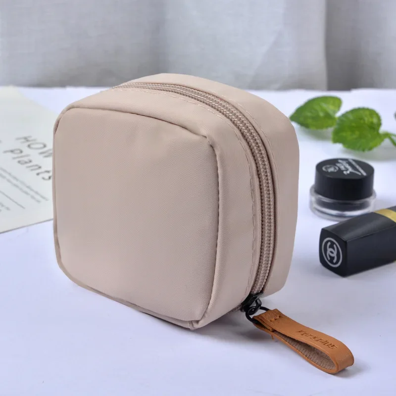 Women Cosmetic Large Bag Travel Necessary Mini Makeup Organizer Pouch Bathroom Storage Washbag Toiletry Pouch Accessorie Supplie