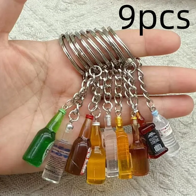 9 Uds. Llavero con colgante de bebida con Alcohol 3D, botella de agua, botella de Vodka, llavero con forma de gota, mochila para hombres y mujeres, accesorios de joyería