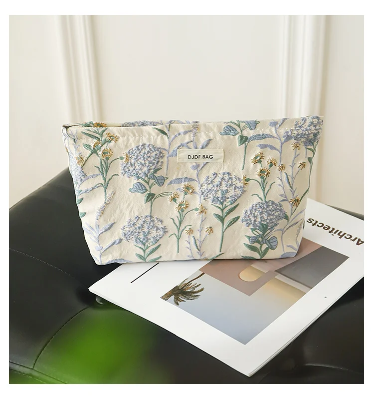 Blue Bouquet Damen-Make-up-Tasche, große Kapazität, Canvas-Kulturtasche – zur Aufbewahrung von Damenbinden und Make-up-Zubehör, Reise-Organizer – Detail 16