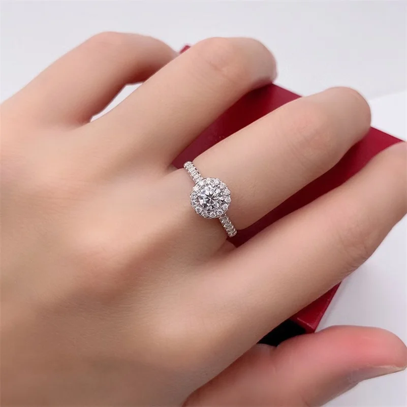 CC Wedding Rings for Women Silver Color Round Diamant Fine Engagement Jewelry White Gold Plated Party Accessories CC583