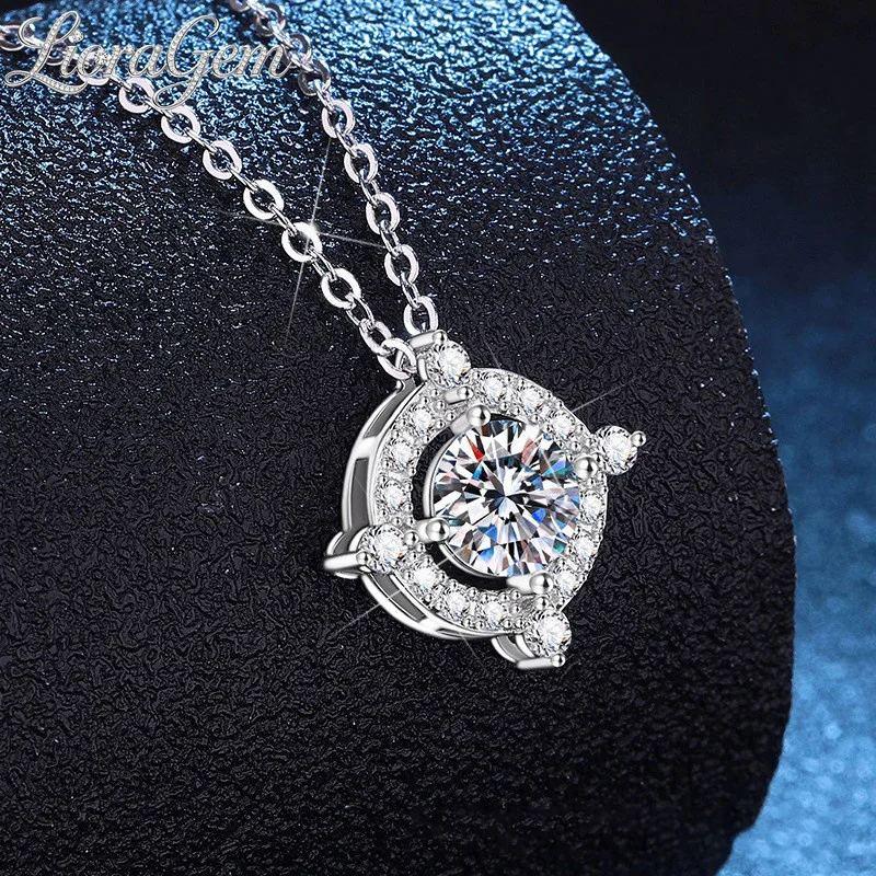 LioraGem 1-Carat D-Color Moissanite Necklace with Saturn Wishing Well PendantA Versatile Necklace Platinum PT950 Stamp