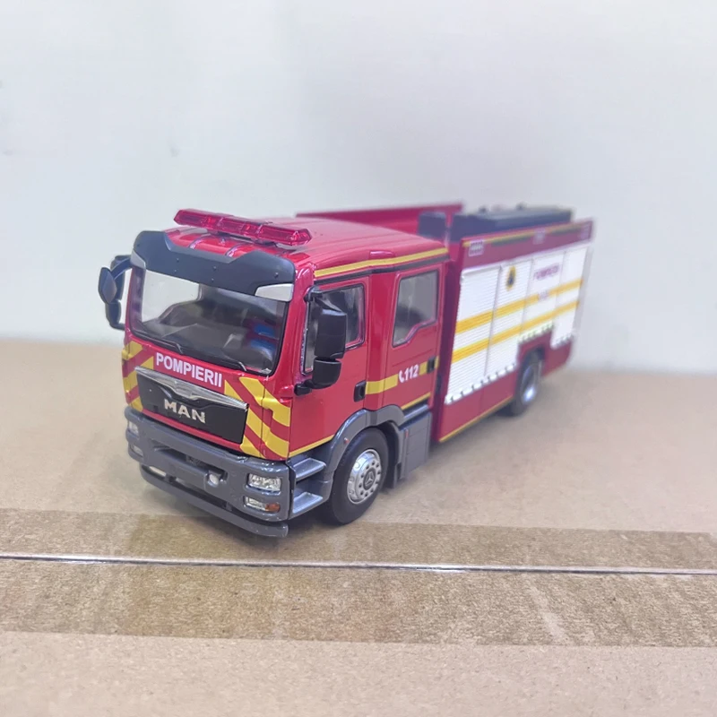 

Diecast 1:43 Scale MAN Main Battle Fire Rescue Vehicle Alloy Car Model Finished Simulation Collection Decoration Gift Display