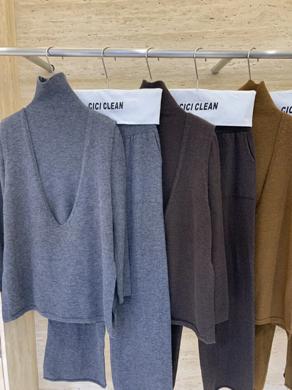 BJTZ ملابس نسائية أنيقة محبوكة ثلاث مجموعات لخريف وشتاء 2025 موضة جديدة بلون سادة ملابس نسائية متماسكة #3