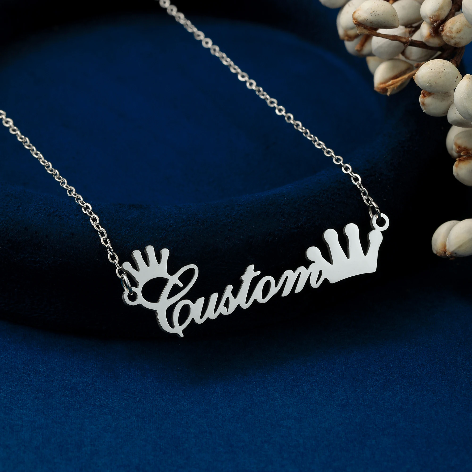 Grace Queen Crown Art Font Line Exquisite Custom Letter Name Necklace for Women Men Stainless Steel Jewelry Female Birthday Gift