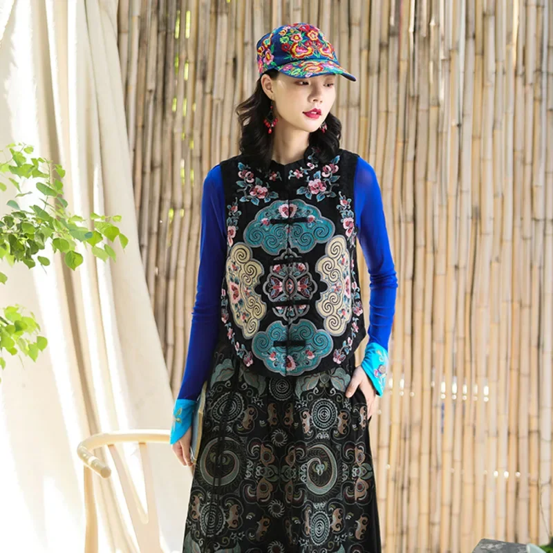 

Женский Восточный традиционный этнический жилет в китайском стиле, костюм Тан, топ без рукавов, винтажный жилет из хлопка и льна с вышивкой