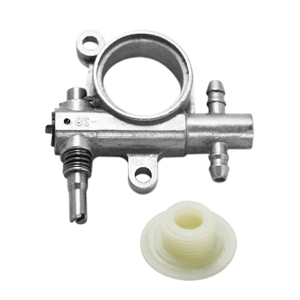 Replacement Chainsaw Parts Oil Pump and Worm for Gasoline Chain Saw 25CC/38CC Chainsaw Spare Parts