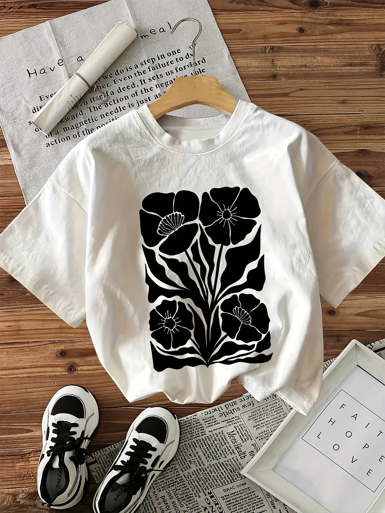 

Футболка с короткими рукавами и круглым вырезом с цветочным принтом Harajuku Повседневная футболка с короткими рукавами Одежда Уличные топы Эстетичная одежда