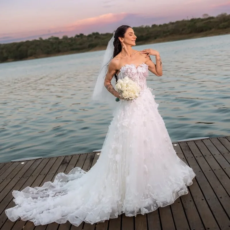 

Simple ivory white V-neck Spaghetti feature Wedding Dresses of A-line 3D flower Bridal Gowns Made Customized