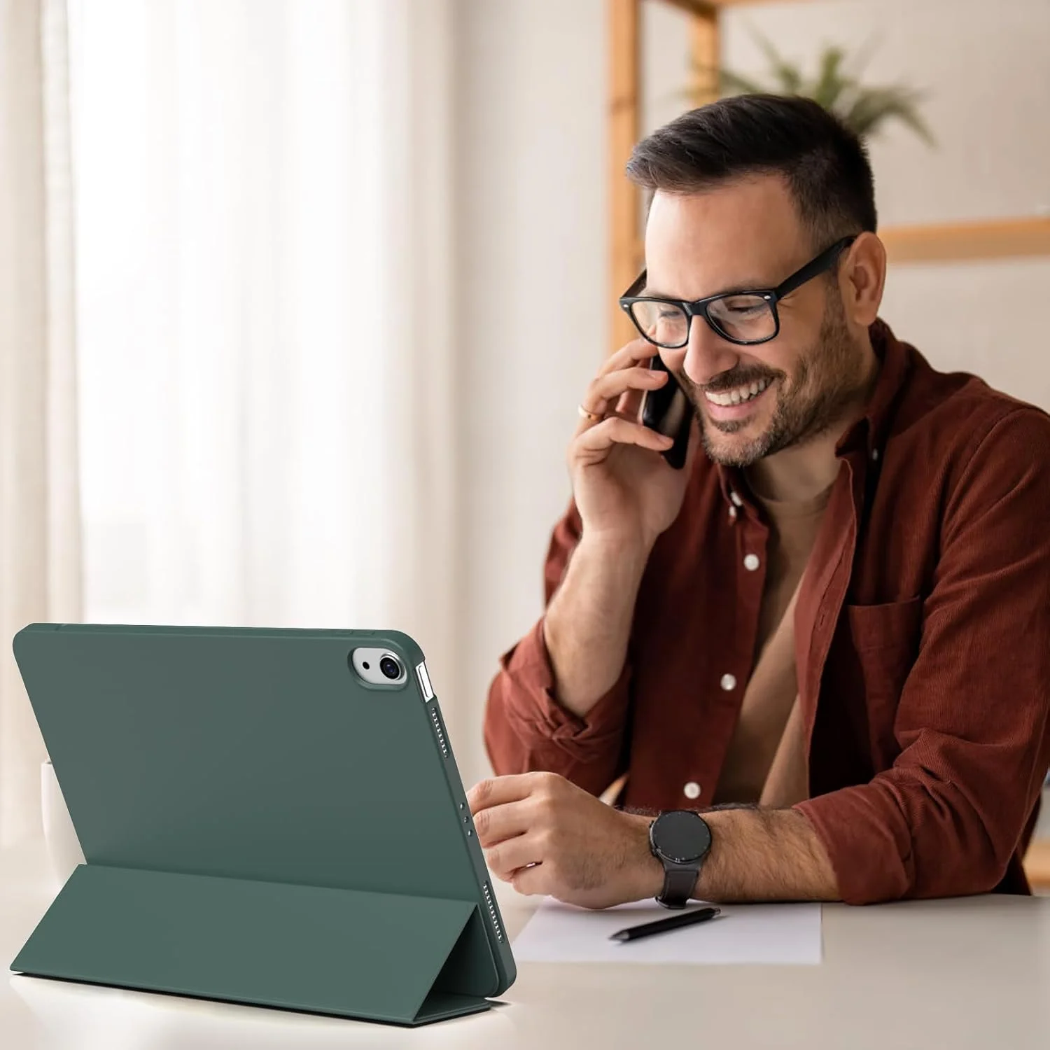 Hülle für iPad 5. 6. 7. 8. 9. 10. 11. 12. Generation Air 1 2 3 4 5 6 7 Mini 6 7 Dreifach Faltbarer Ständer Smart Cover und Weiche TPU-Rückseite – Detail 5