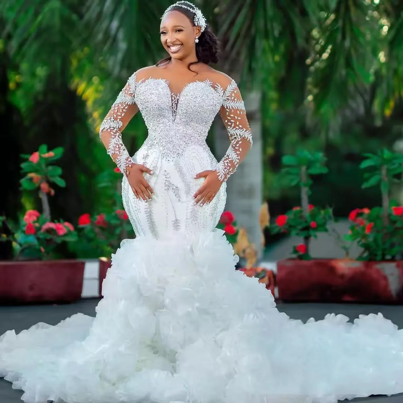 

Customized Crystals Rhinestones African Mermaid Wedding Dress Long Sleeves Multi-Layered Ruffles Bridal Gowns Garden Vestido