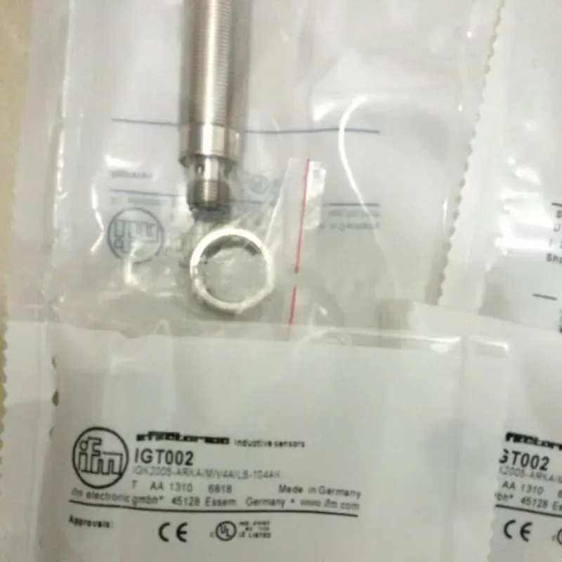 

Brand New Ready Stock Brand New IGT002 Proximity Switch New One for Plc