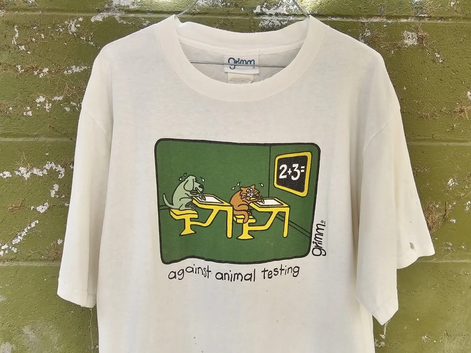 

THRASHED Vintage 90s Stop Animal Testing Funny Pun Cartoon T-shirt Sz L