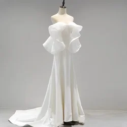 Fishtail one-shoulder light wedding dress 2024 new bride high-end Hepburn style door veil welcome dress satin tube top