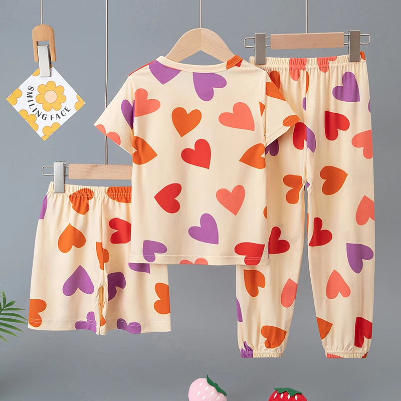 3-teiliges Set aus Sommer-Kurzarmshirts, Shorts und Hosen für Jungen und Mädchen, bunter, lässiger, bedruckter, süßer Anzug – Detail 8