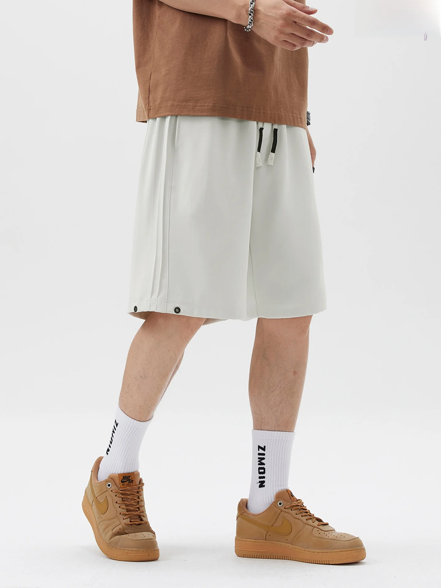 

Мужские повседневные шорты из ледяного шелка: летние, тонкие, модные, свободные, удобные, дышащие, быстросохнущие, спортивные, прямого кроя, длиной до колена