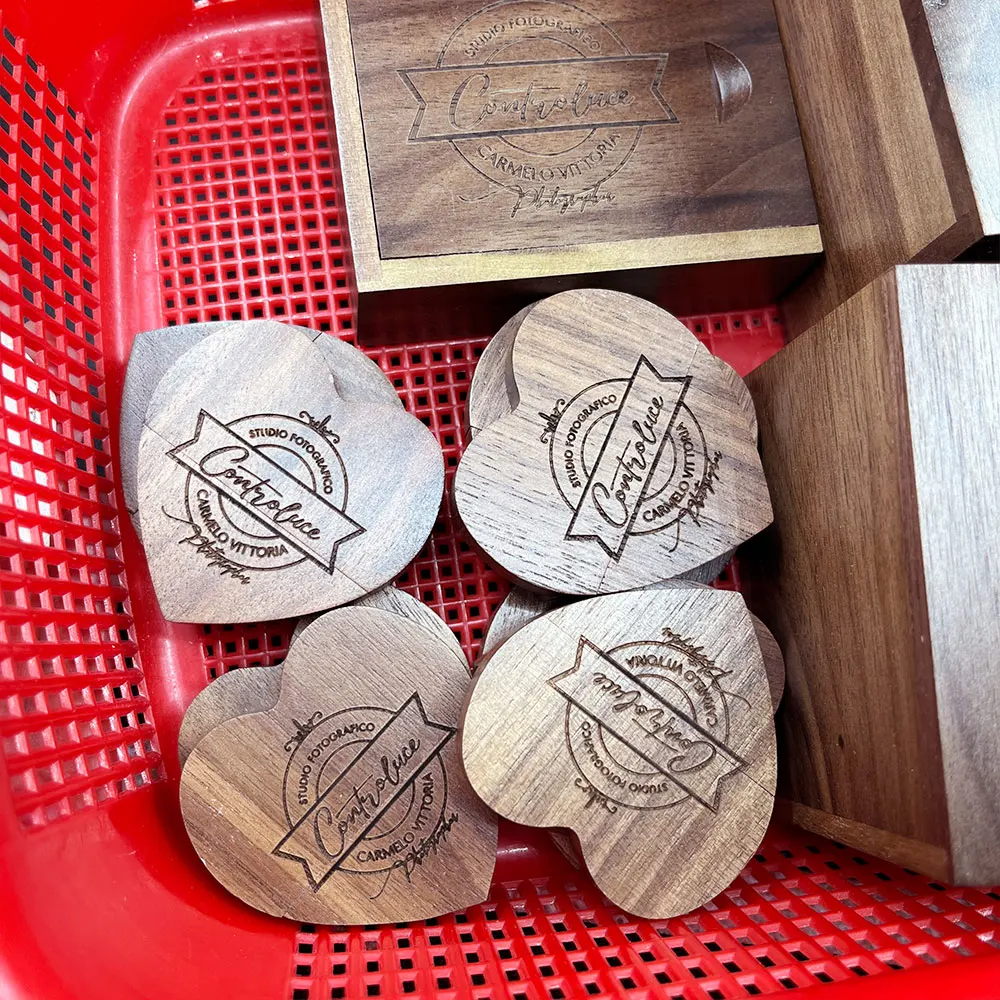 30 Uds. Logotipo gratis corazón USB 2,0 unidad Flash 64G llavero de madera regalo de boda unidad de bolígrafo 32G memoria Stick U disco regalo creativo