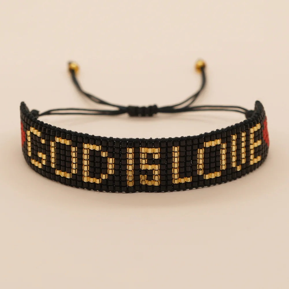 

Браслет из бисера Английский алфавит Оригинальный дизайн Ручное вязание Богемия Регулируемый Ретро Женский прилив Простой браслет из рисовых бусин