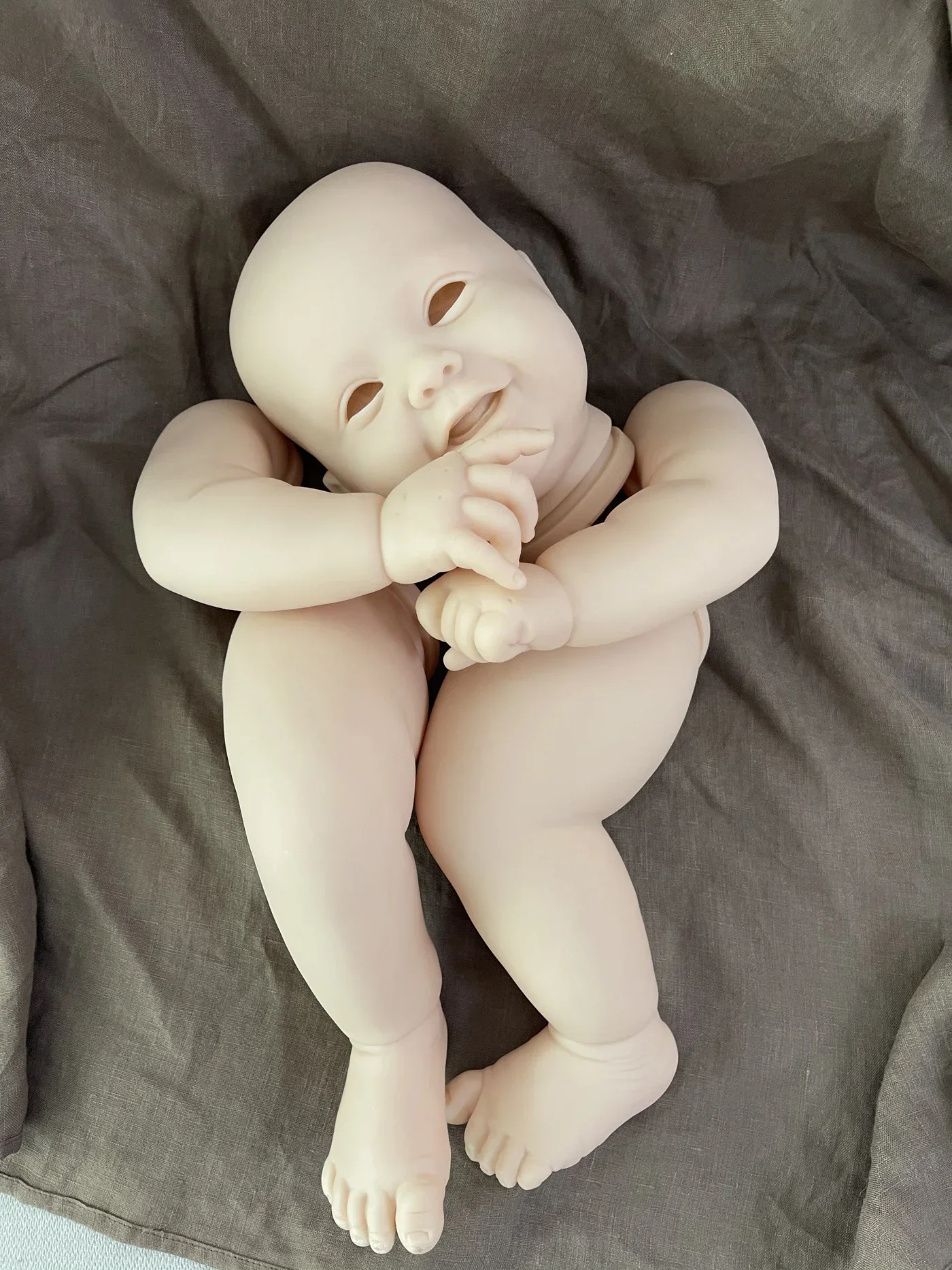 SINO-BB 24inch Reborn Baby Doll Kit DIY Blank Kodi Kit Reborn Fresh Color Soft Unpainted Unfinished Smiling Doll Babies