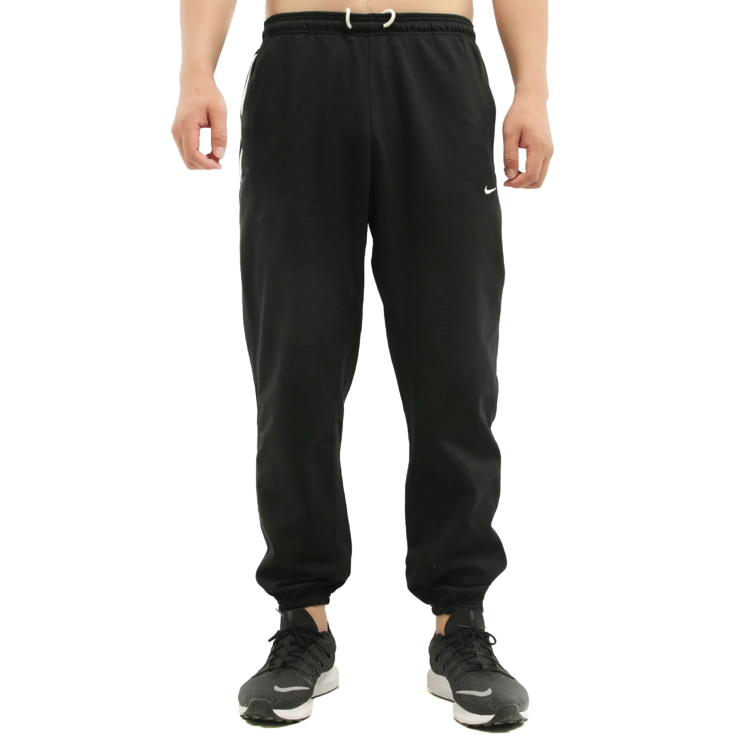 بنطال كرة السلة الأصلي للرجال من Nike Dri-FIT CK6366-010