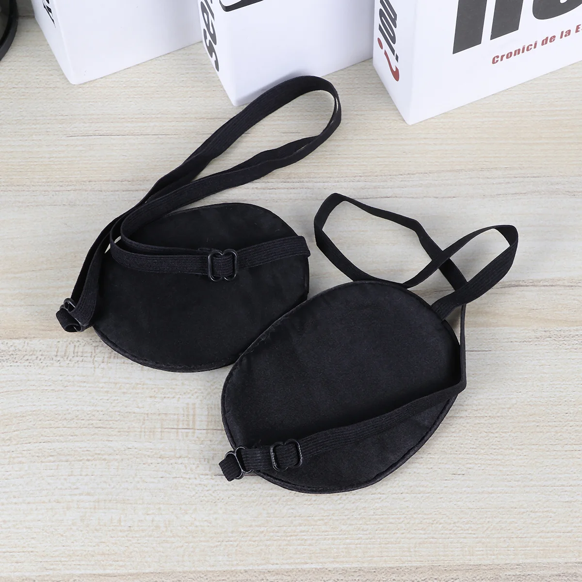 

2Pcs Silk Soft Adjustable Stretchy Band Comfortable Lazy Eye Patches for Adults Pediatric Use