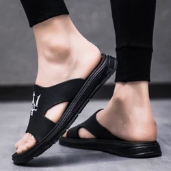 Men's One Word Slippers Summer Breathable Lightweight Shoes Outdoor Beach Sandals High Quality Fashion Non Slip Bathroom Shoes