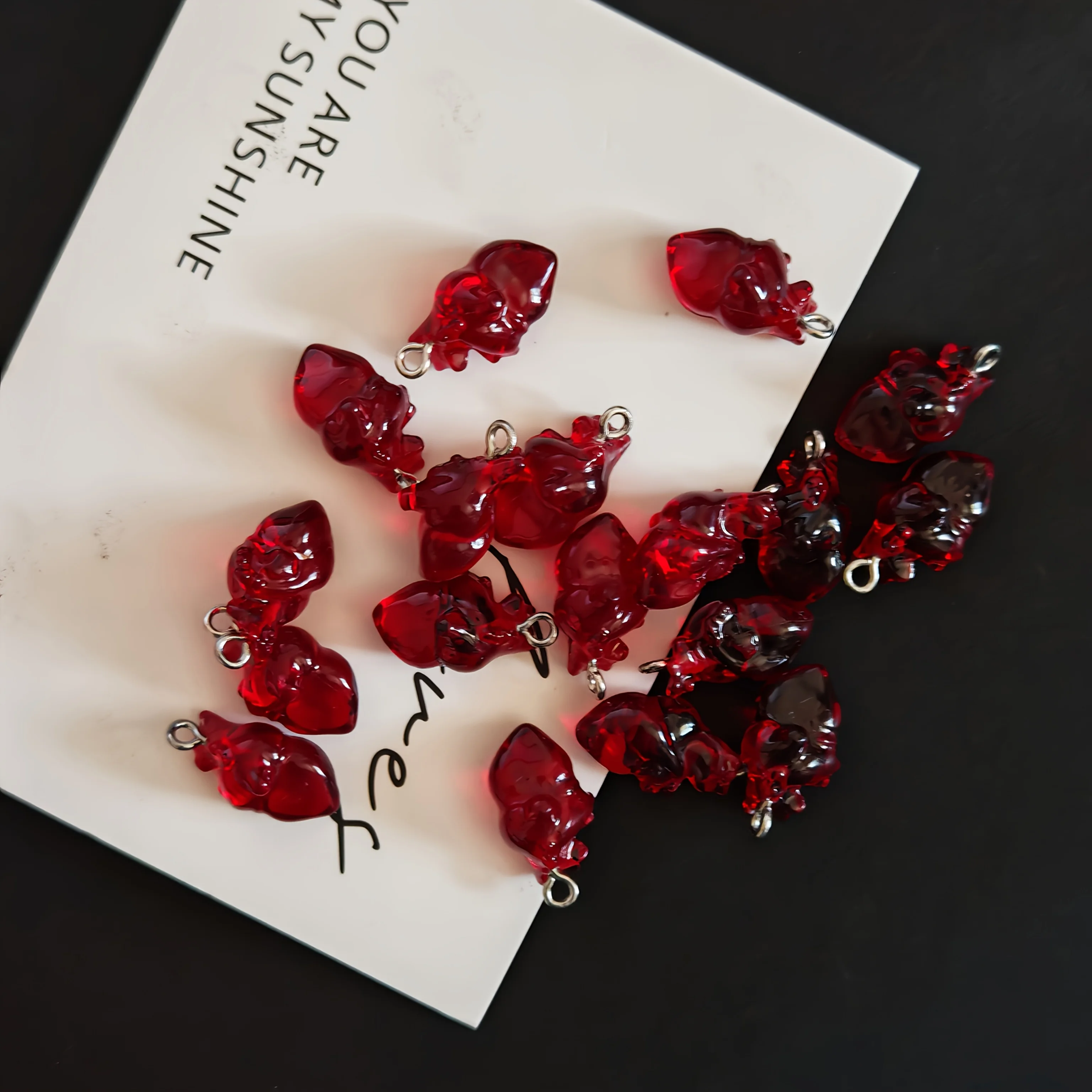 6 Stück Gothic Vintage Blutrote Herz-Harzanhänger DIY Schmuckherstellung Zubehör für Charms Handarbeitsbedarf – Detail 4