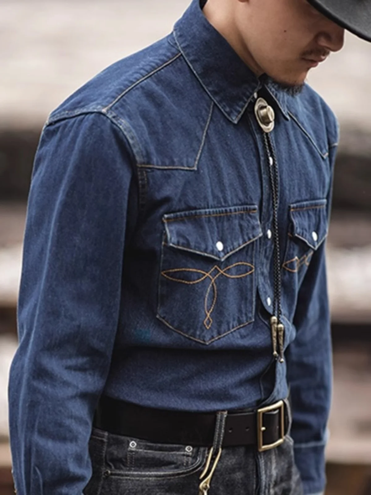 American Retro Denim Shirt Men's Casual Jacket Heavy Washed Western Style Loose Fit Long Sleeve Sharp Collar Summer Fashion