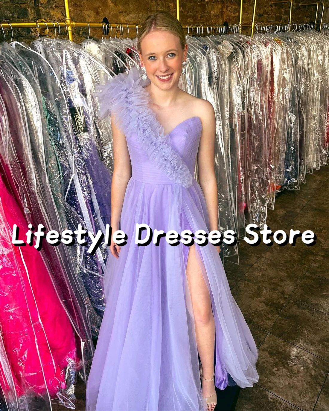 

One Shoulder Ruffle Lilac Prom Dresses A-line Tulle Backless Evening Dress Side Slit Party Gown vestidos para eventos especiales