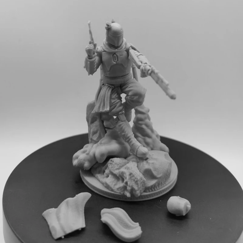 

The Mandalorian 1/24 Resin Model Kit Diy Figures Unassembled Unpainted Toys