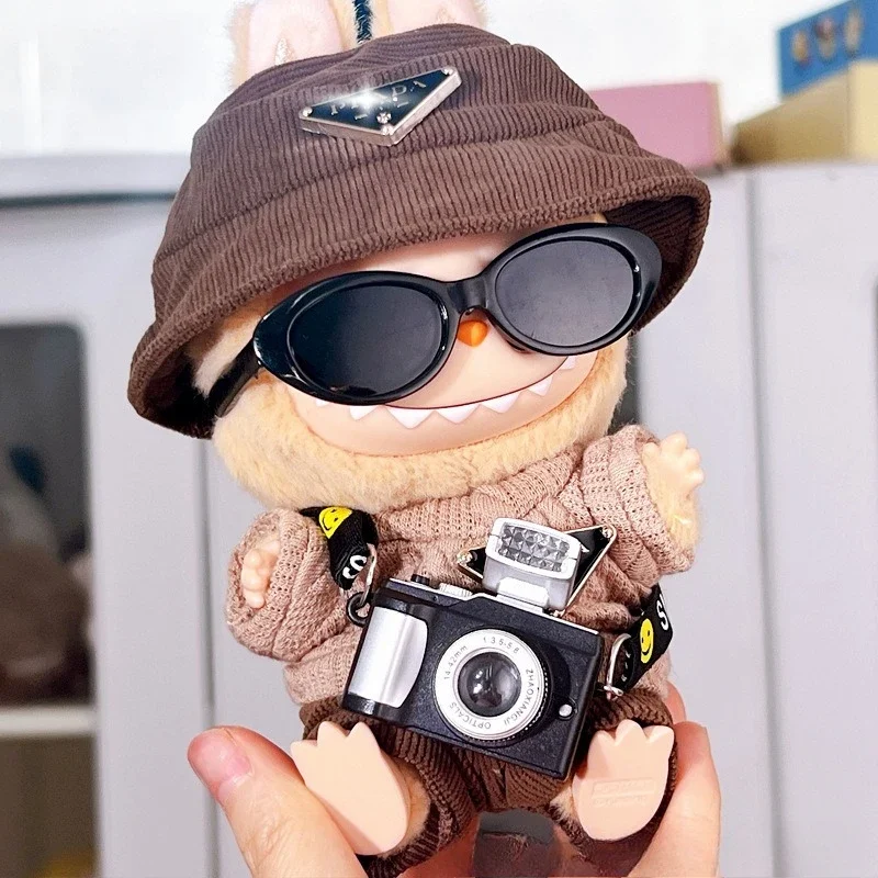 Labubu Vestiti per bambini di prima e seconda generazione Labubu Triangolo Maglione Tuta Set di cappelli possono essere indossati Strumenti EDC per esterni