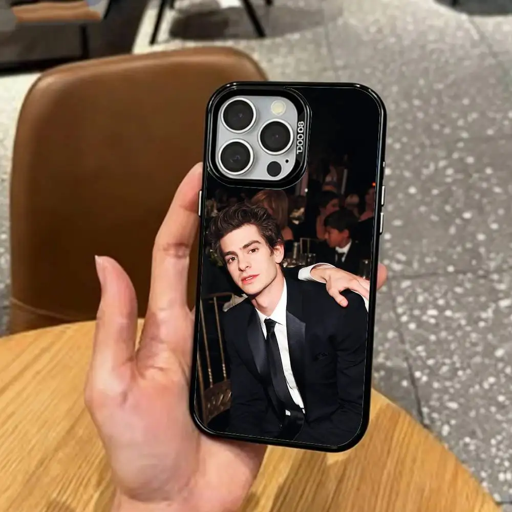 Custodia per telefono Actor A-Andrew G-Garfield per iPhone17,16,15,14,13,12,11 Plus,Pro Max Cover interna placcata in argento colorato