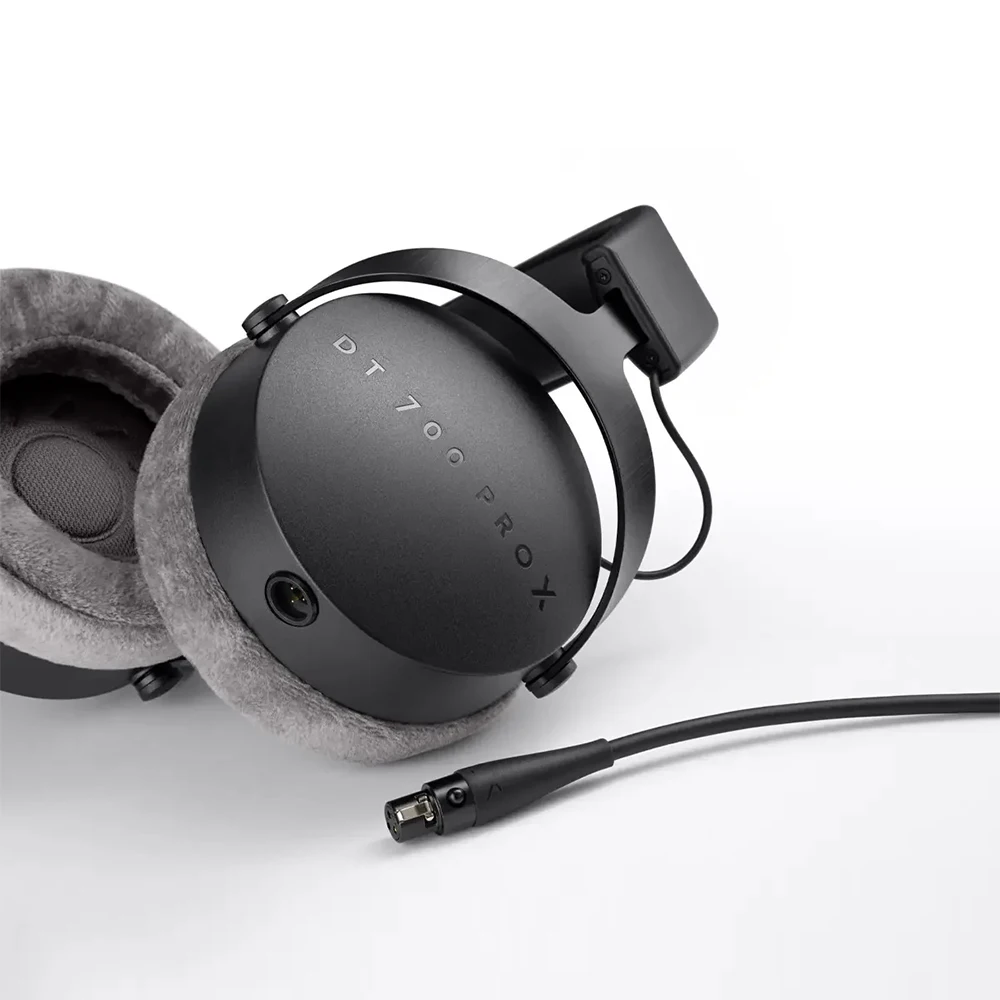 beyerdynamic DT700 PRO X Professional Closed Back Monitoring Headphones for HiFi Listening and Studio Production