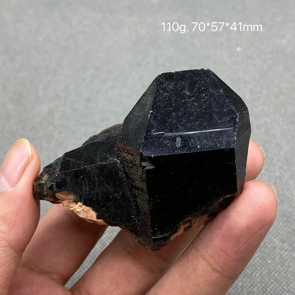 100%  natural epidote feldspar crystal ore specimen of black crystal in Shandong, China