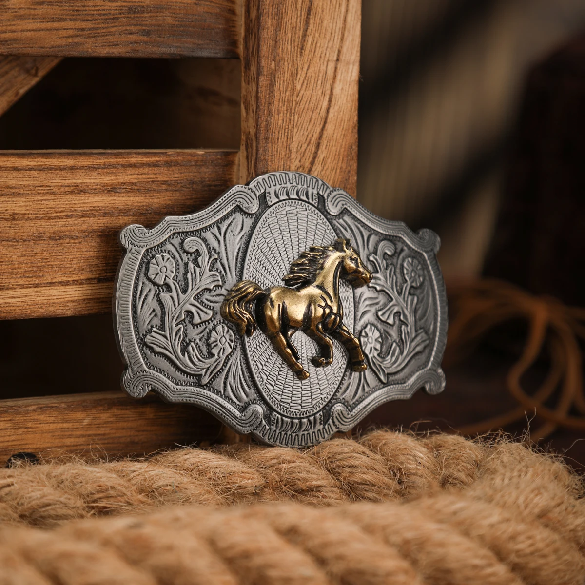 Пряжка ремня в западном стиле, металлическая пряжка ремня для мужчин и женщин, с уникальной, ретро и новой пряжкой ремня.