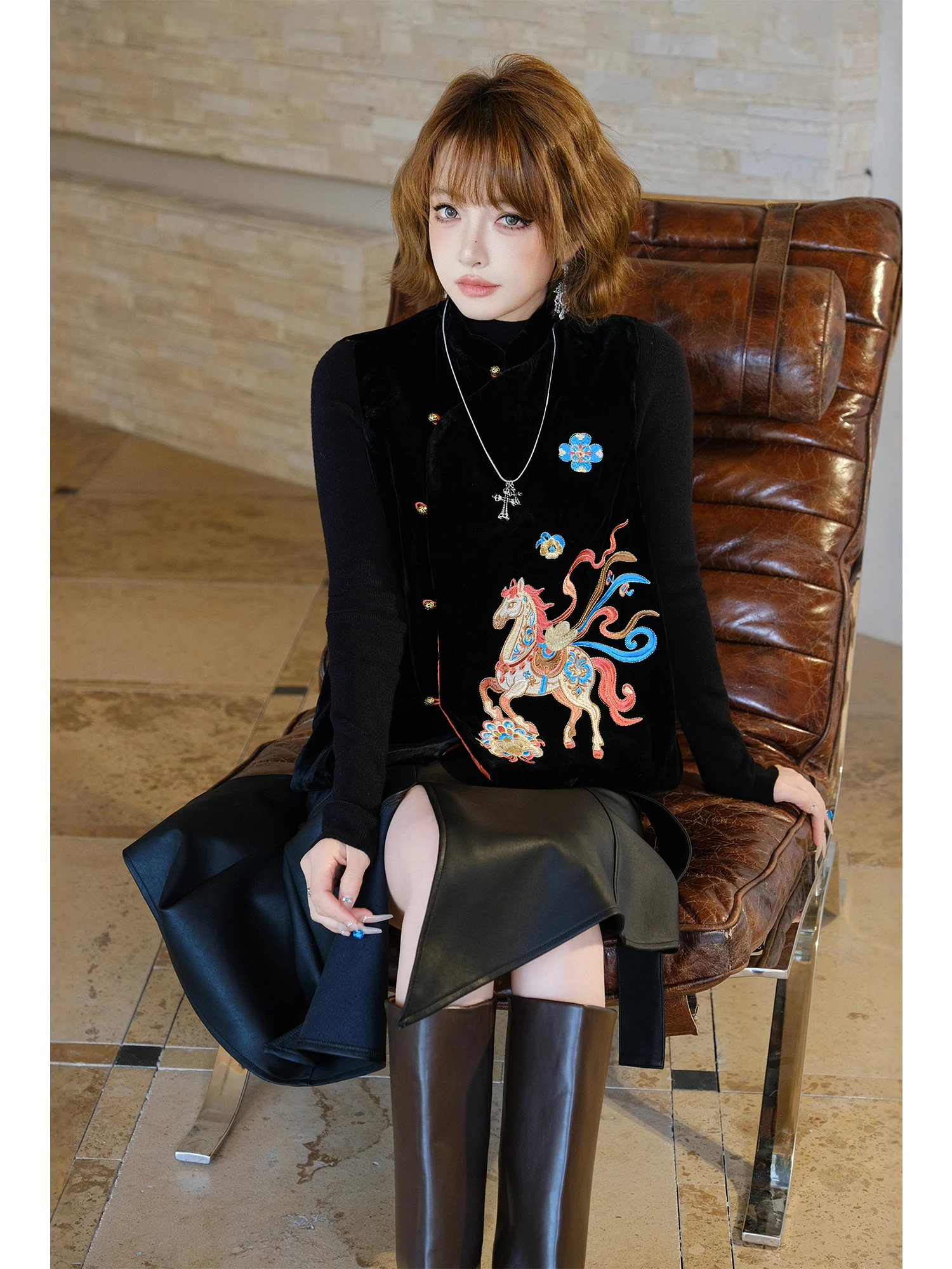 

Жилет MIUCO из китайского шелкового бархата с вышивкой, женский, люксовый, для многослойных образов, с хлопковой подкладкой, прямого кроя, черный