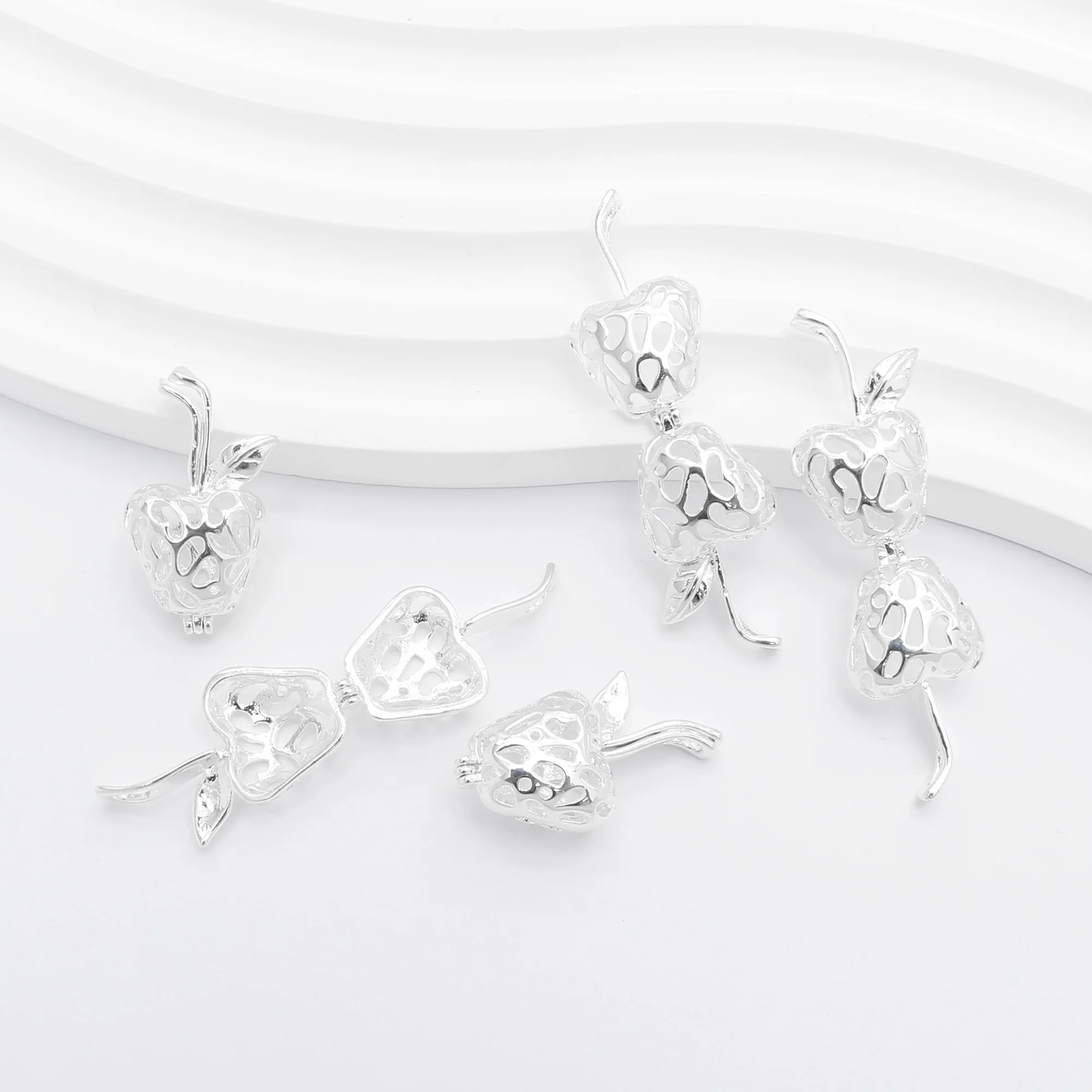 10pcs Cute Apple Pearl Cage Locket Pendants Aromatherapy Essential Oil Diffuser Necklace Locket For DIY Jewelry