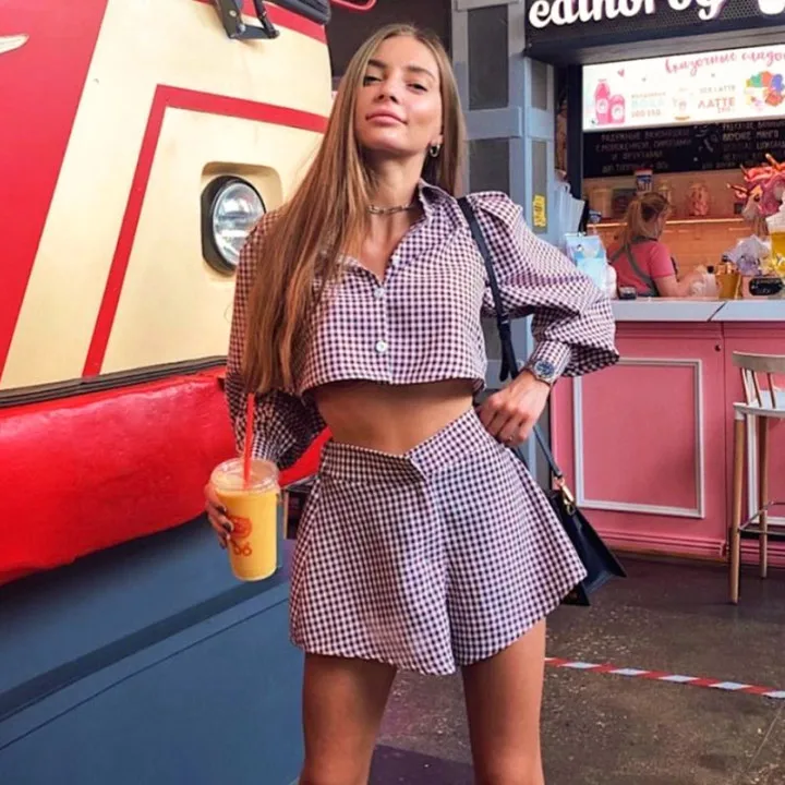 2026 Women 2 Piece Set Pink Gingham Long Sleeve Crop Top Blouse High Waist Shorts Casual Sweet Plaid Co-ord Set Spring Autumn view 2