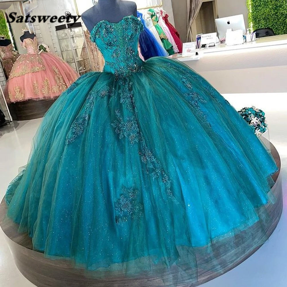 

Quinceanera Dresses Emerald Green Sweetheart Sweet 15 Ball Gown Sleeveless Appliques Crystal Light Purple Party Pageant Dress