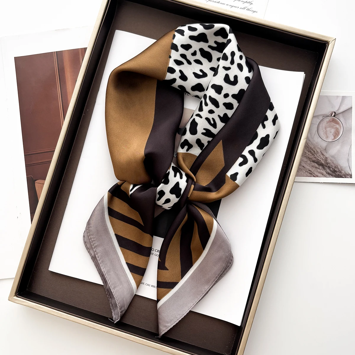 Bufanda cuadrada de seda de 70x70cm para mujer, moda coreana, estampado de frutas, corbatas para el cuello, Foulard femenino, Bandana, Hijab, pañuelo para la cabeza
