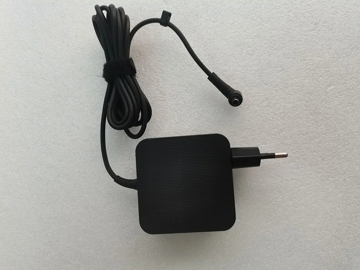 

NEW OEM 19V 3.42A 65.0W AD2087020 4.5mm pin AC Adapter For Asus VivoBook 15.6" F1502ZA-OS56 i5-1240P Notebook PC Genuine Puryuan