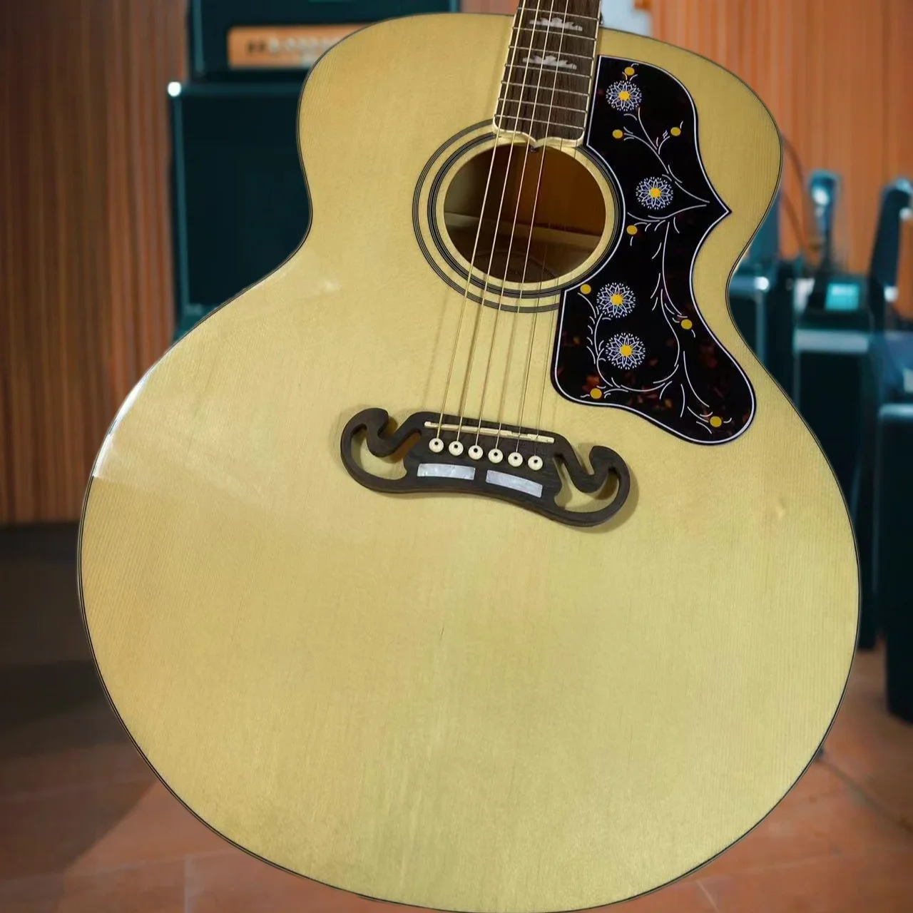 42inch J  Acoustic Guitar 200 Natural Finish Spruce Top Maple Back and Sides Rosewood Fingerboard   Pickup Optional