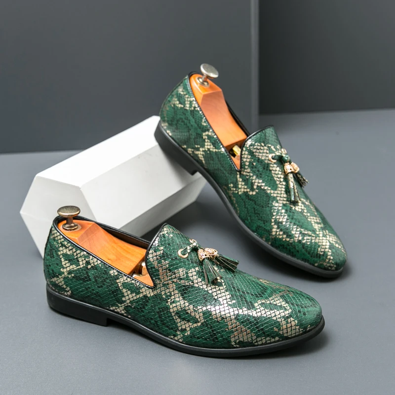 

Men's Plus Size Business Slip-On Loafers - Spring Autumn Tassel Lightweight Lazy Shoes for Men