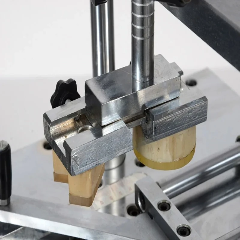 Desktop Pneumatic Nail Angle Machine JS203 Photo Frame Processing Jointing Machine