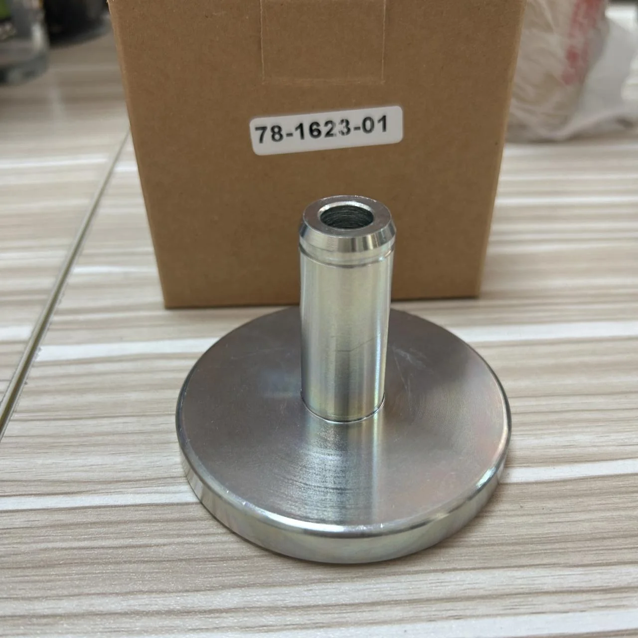 78-1623-01 93-4318 Idler Wheel  Air Conditioning Compressor Part  Suitable for Thermo King Refrigeration Truck Units