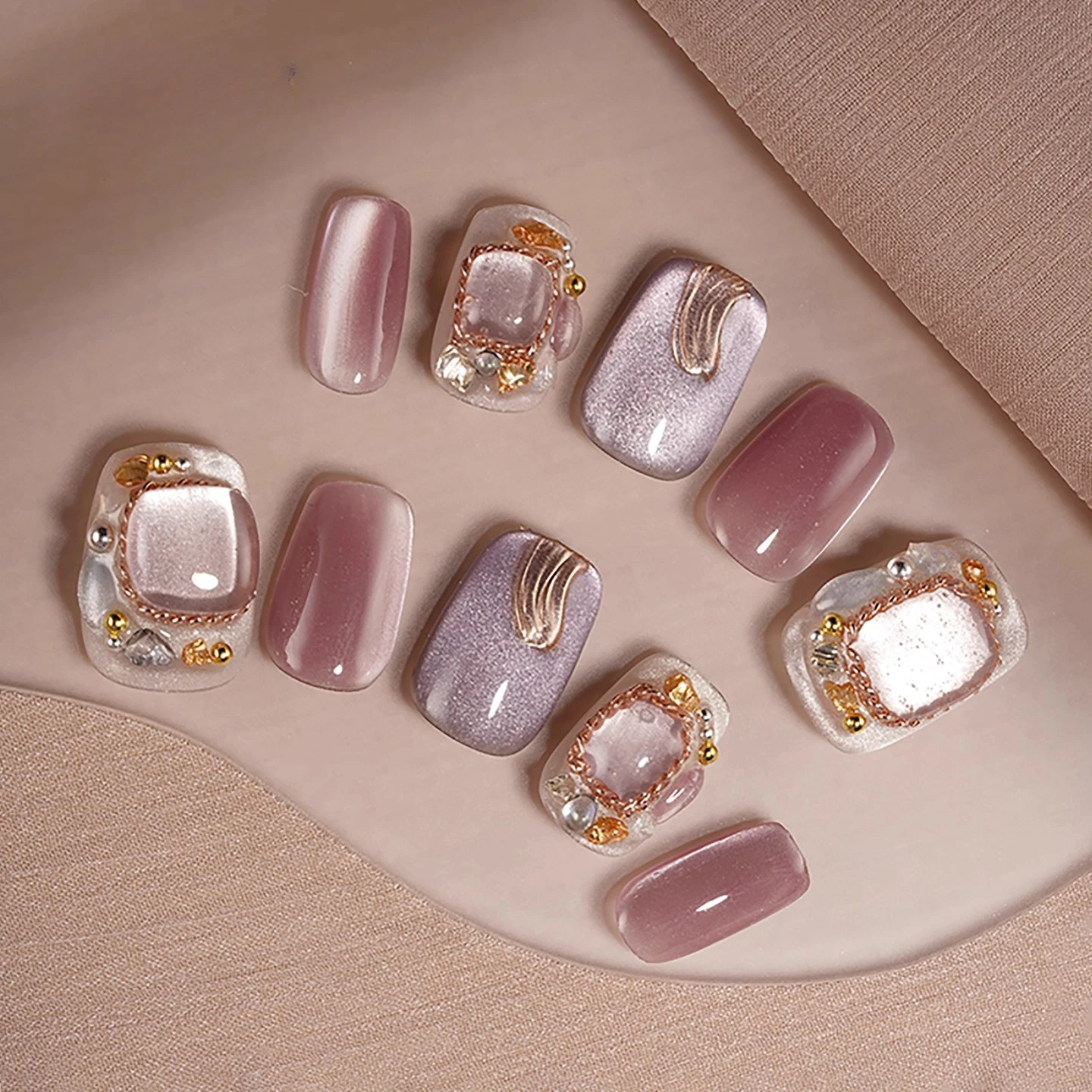 

Y Moon dew iris, purely handmade armor, high-end dreamy temperament cat's eye manicure