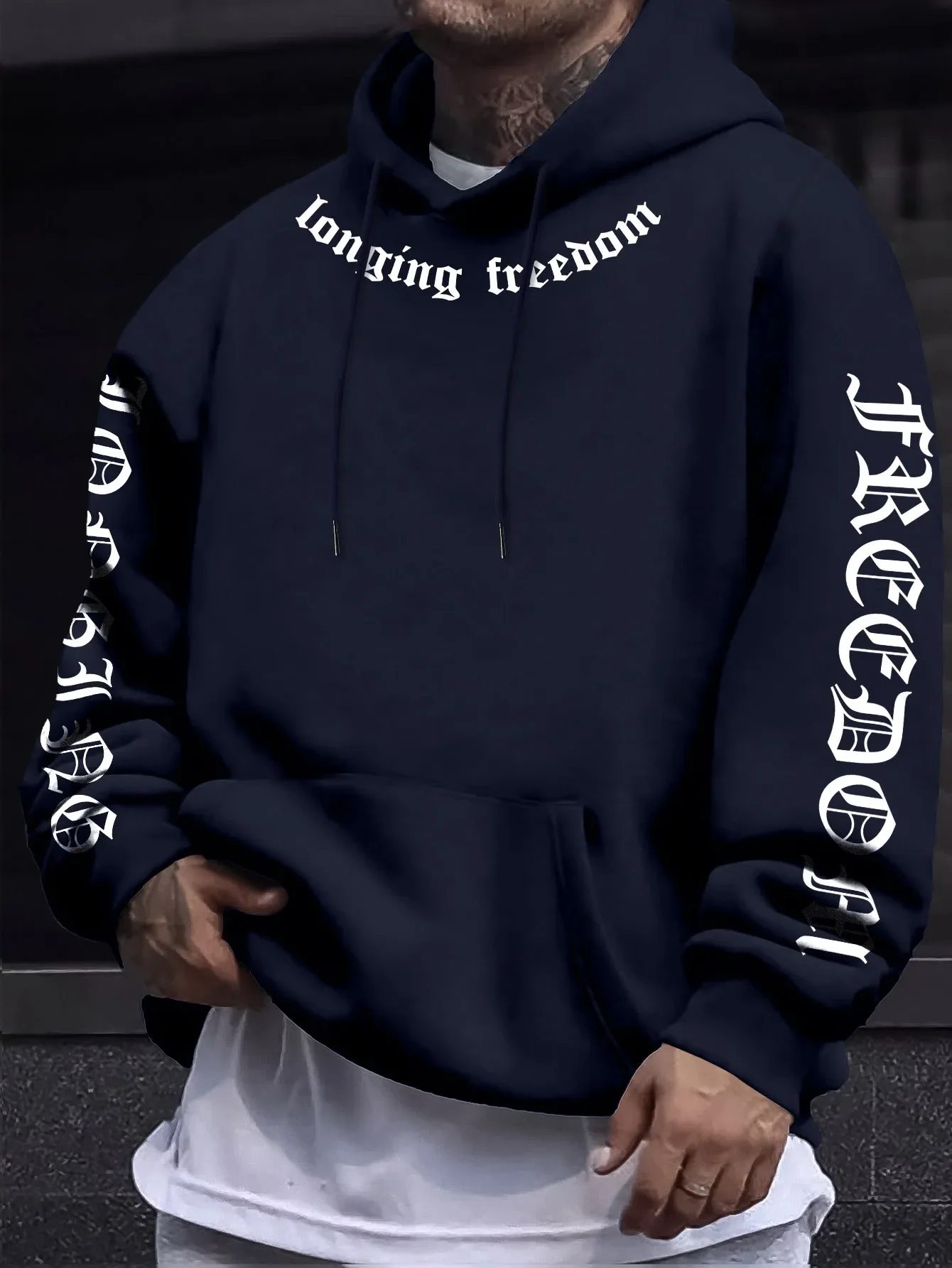 Sweat-shirt à capuche doux et confortable pour hommes, nouvelle impression de lettres gothiques, adapté aux vêtements de rue urbains