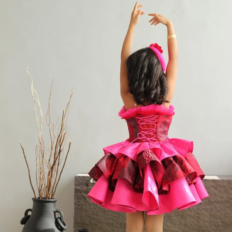 Flower Girl Dresses Red Satin Puffy Tiered With Drawstring Sleeveless For Wedding Birthday Party Banquet Occasion Gowns