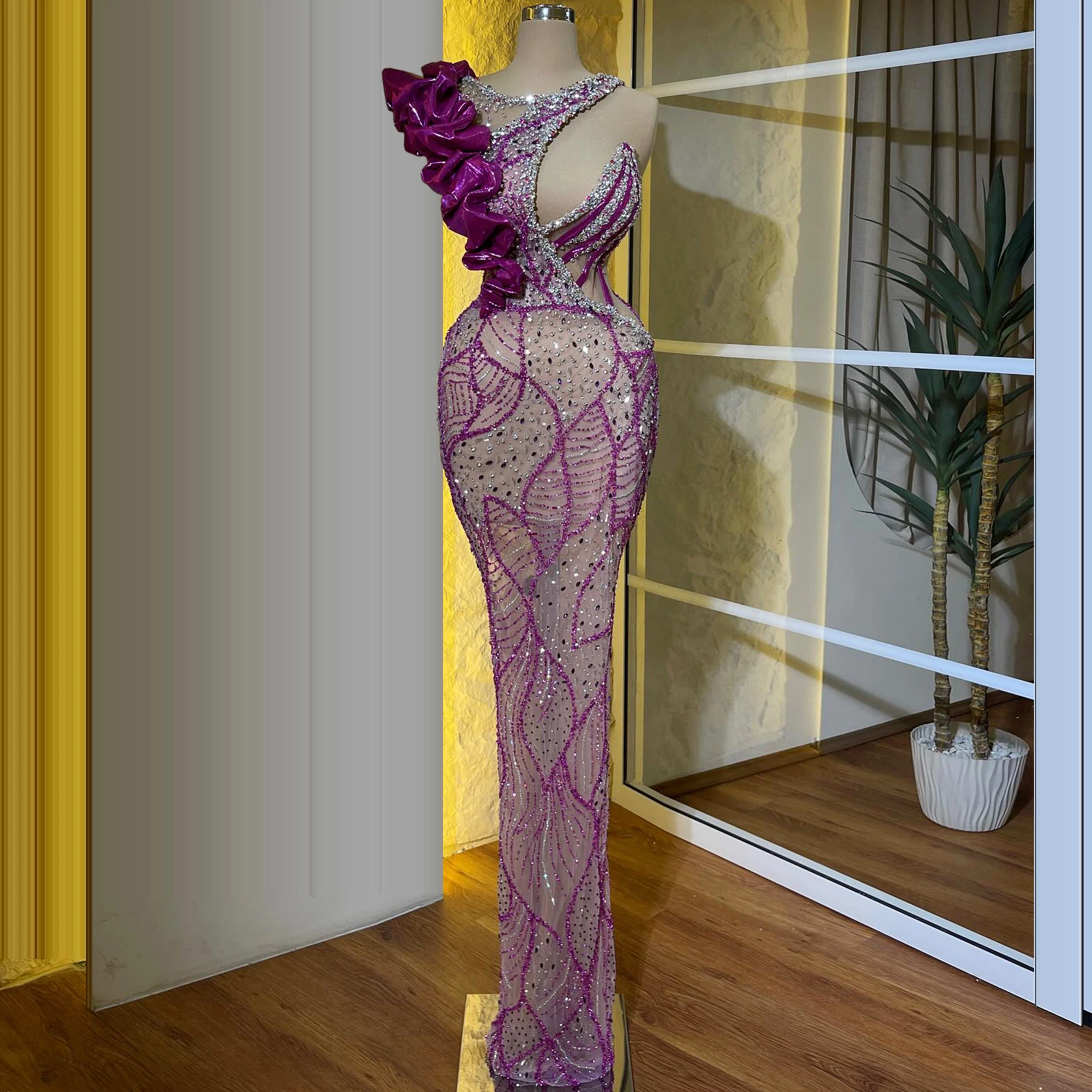 Sexy roxo sereia designer vestido de baile com cristal árabe brilho sem mangas pesado artesanal banquete vestido de festa personalizado