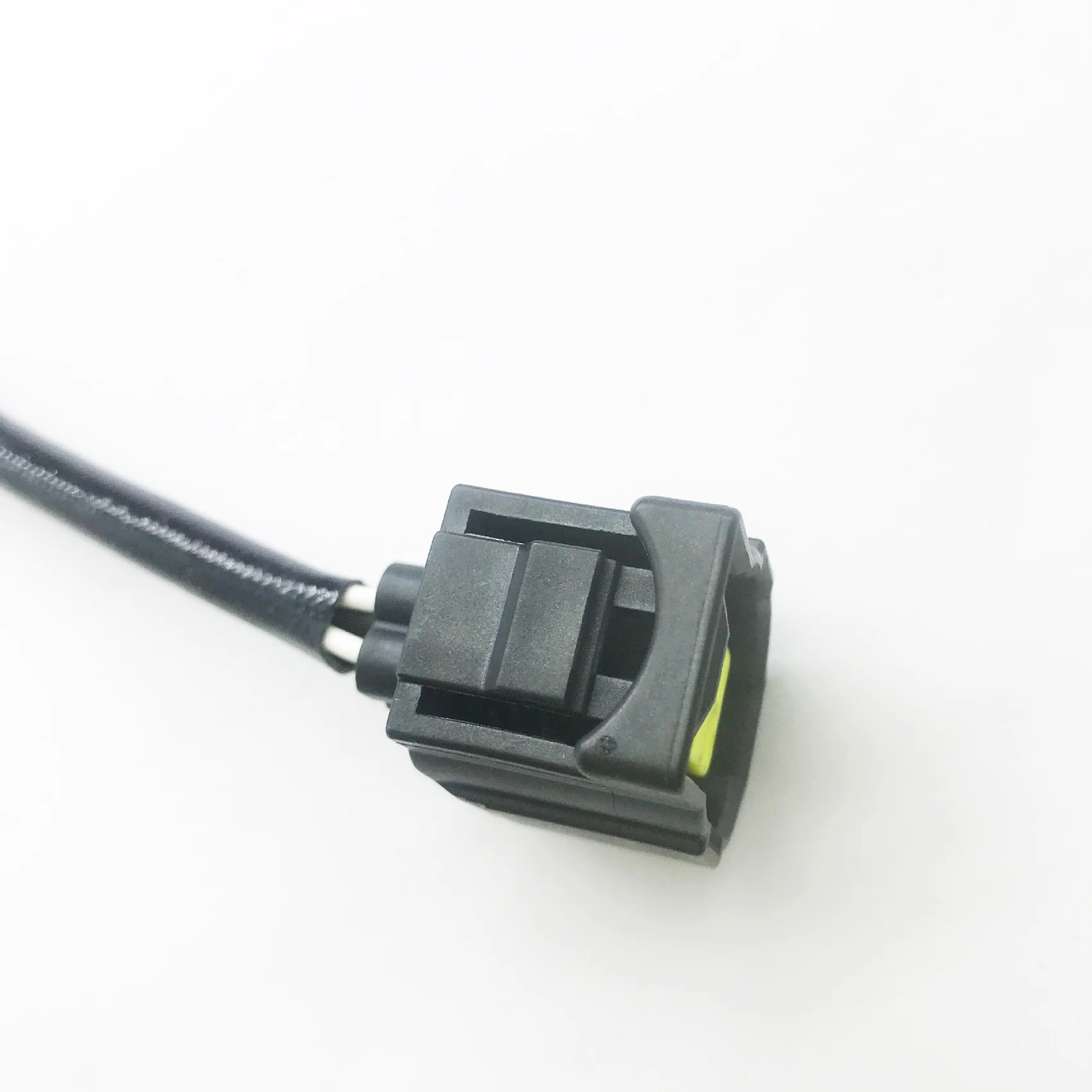 Professional Lambda Probe Oxygen Sensors For 2014 2015 Mirage 1.2L 1588A276 0ZA639-M9