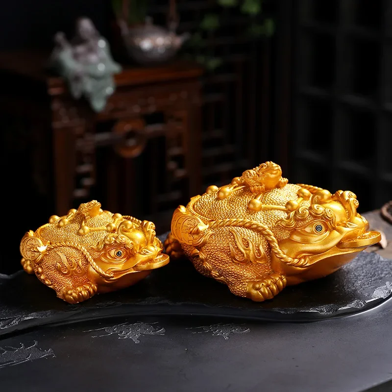 Resin Creative Gold Toad Ashtray with Cover Chinese Anti-fly Ash Household Decoration Personality Trend Office Tea Table Ashtray